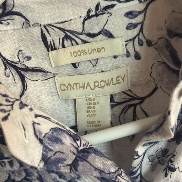 Cynthia Rowley Blue and White Floral Blouse Size Small - Picture 2 of 4